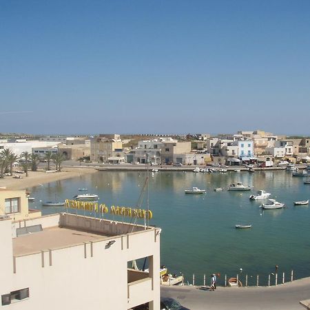 Bivani Sul Porto Vecchio Lampedusa Kamer foto