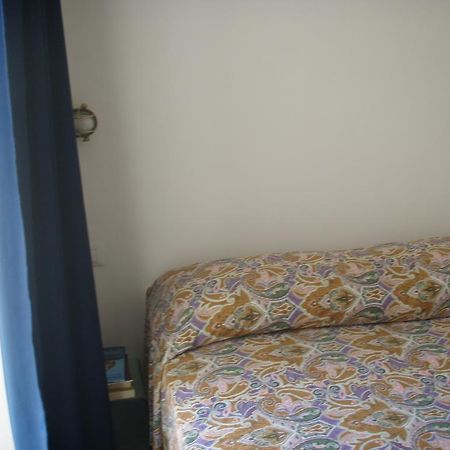 Bivani Sul Porto Vecchio Lampedusa Kamer foto