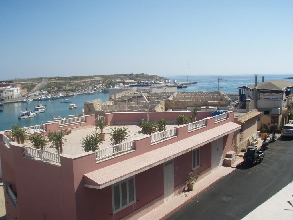 Bivani Sul Porto Vecchio Lampedusa Kamer foto