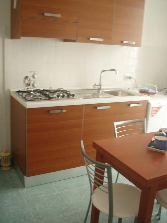 Bivani Sul Porto Vecchio Lampedusa Kamer foto