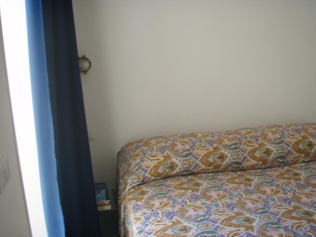 Bivani Sul Porto Vecchio Lampedusa Kamer foto