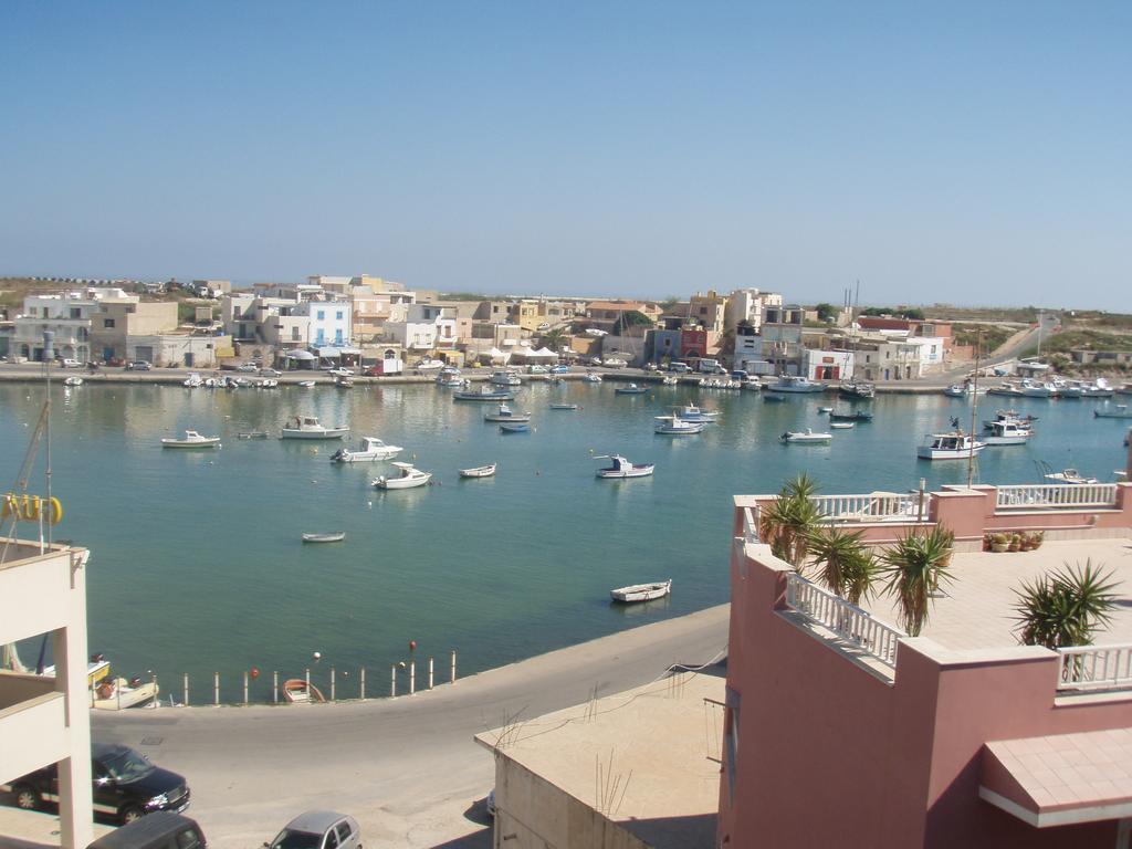 Bivani Sul Porto Vecchio Lampedusa Kamer foto